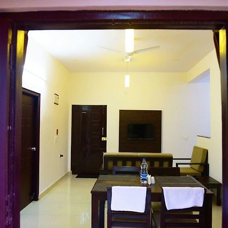 Aparthotel Varsha Enclave- Trinity House Mysore Exterior foto