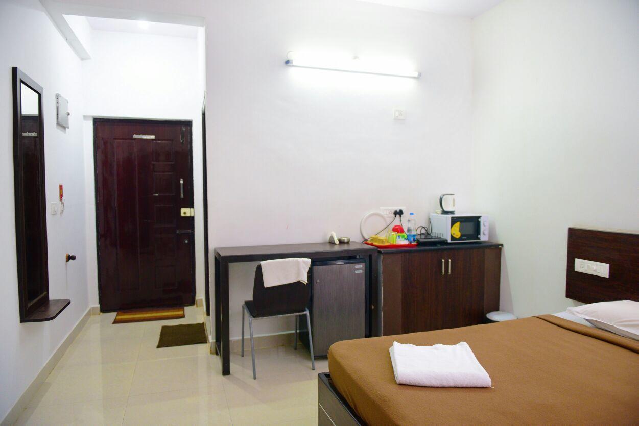 Aparthotel Varsha Enclave- Trinity House Mysore Exterior foto